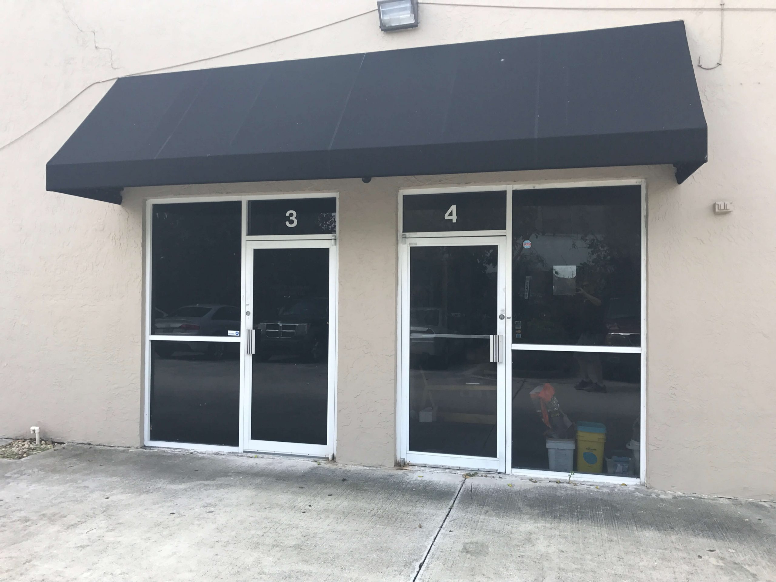 Commercial Doors custom glass in South Florida